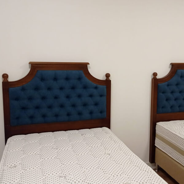 Cama respaldo tapizado