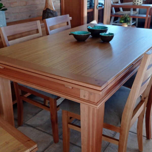 Mesa comedor extensible