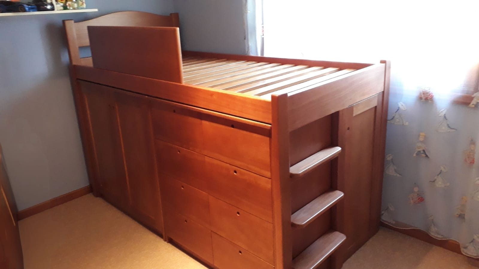 Cama alta